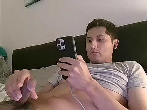 Snapshot of PerroDemonioHot chatting on 3, 6, 2026 PerroDemonioHot online show from 3, 6, 2026