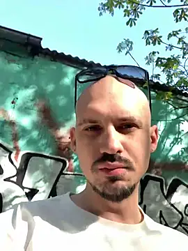 Snapshot of AssHunter4k chatting on 3, 5, 2026 AssHunter4k online show from 3, 5, 2026