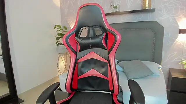 Snapshot of adarna13_ chatting on 6, 2, 2026 adarna13 online show from 6, 2, 2026