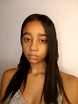 Snapshot of Zoe_Sweett18 chatting on 18, 4, 2026 Zoe Sweett18 online show from 18, 4, 2026