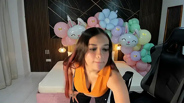 Lolly 18 online show from 12, 4, 2026