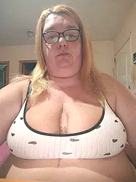 diosacurvy1984 online show from 10, 11, 2025