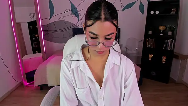 Dana Paula online show from 7, 11, 2025