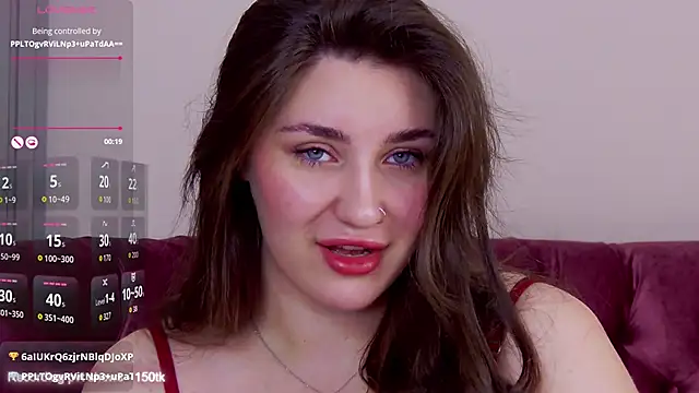 Snapshot of KiraBarlows chatting on 9, 11, 2025 KiraBarlows online show from 9, 11, 2025