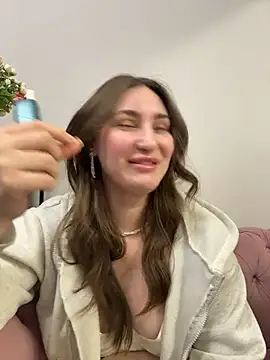 KiraBarlows online show from 3, 2, 2026