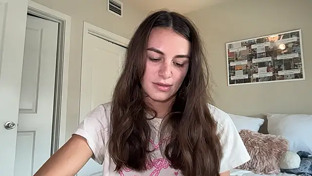 Snapshot of graciesmith27 chatting on 1, 7, 2026 graciesmith27 online show from 1, 7, 2026