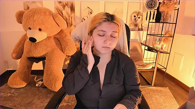 DiaAngell online show from 6, 1, 2026