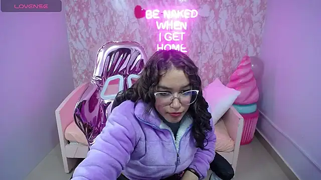 Snapshot of kassandra_ch_ chatting on 2, 2, 2025 kassandra ch online show from 2, 2, 2025