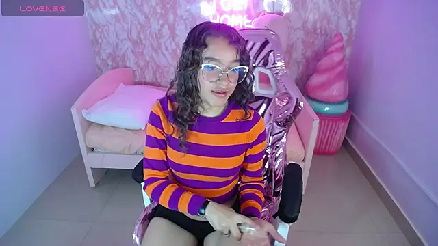 Snapshot of kassandra_ch_ chatting on 7, 2, 2025 kassandra ch online show from 7, 2, 2025