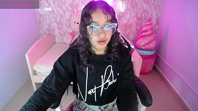 Snapshot of kassandra_ch_ chatting on 15, 2, 2025 kassandra ch online show from 15, 2, 2025