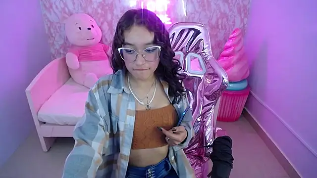 Snapshot of kassandra_ch_ chatting on 19, 2, 2025 kassandra ch online show from 19, 2, 2025