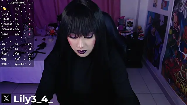 Snapshot of lily3_4 chatting on 23, 10, 2025 lily3 4 online show from 23, 10, 2025