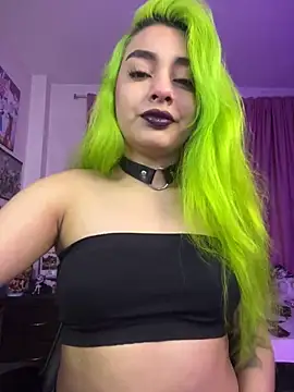 Snapshot of lily3_4 chatting on 23, 12, 2025 lily3 4 online show from 23, 12, 2025