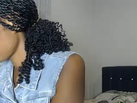Snapshot of NairobiDazelle chatting on 7, 2, 2025 NairobiDazelle online show from 7, 2, 2025