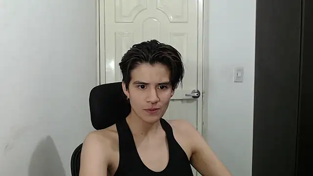 Snapshot of Dha_lia0 chatting on 19, 1, 2025 Dha lia0 online show from 19, 1, 2025