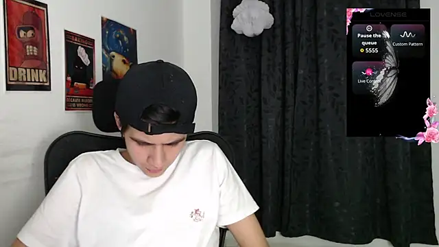 Snapshot of Dha_lia0 chatting on 8, 10, 2025 Dha lia0 online show from 8, 10, 2025