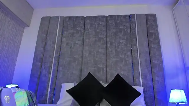 ValeriaOrtega online show from 7, 10, 2025