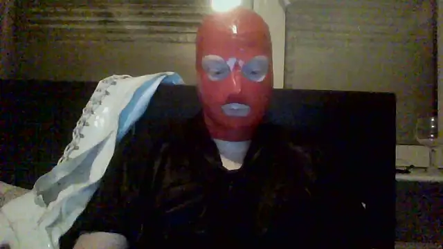 Snapshot of latexkink_sub chatting on 17, 1, 2025 latexkink sub online show from 17, 1, 2025