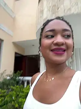 Ariana lily  online show from 24, 1, 2025