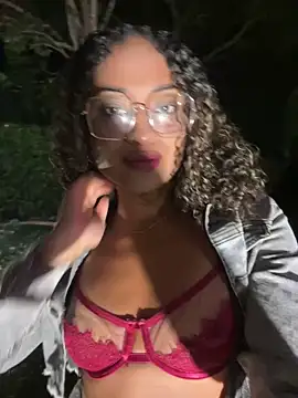 Ariana lily  online show from 30, 1, 2025