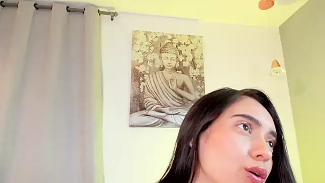 Snapshot of miss_hellen2 chatting on 6, 3, 2025 miss hellen2 online show from 6, 3, 2025