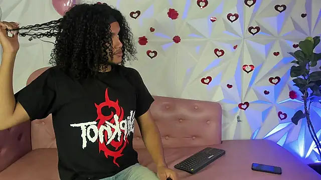 Snapshot of DanteAndKyle chatting on 7, 3, 2025 DanteAndKyle online show from 7, 3, 2025