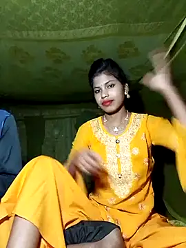 Hot couple 1 online show from 19, 3, 2025