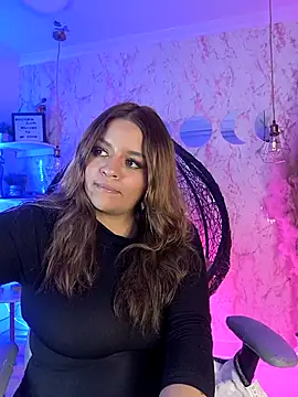 victoria  floyd online show from 5, 3, 2025