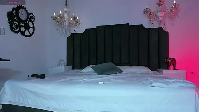 Snapshot of AnthonelaRusso_ chatting on 3, 10, 2025 AnthonelaRusso online show from 3, 10, 2025