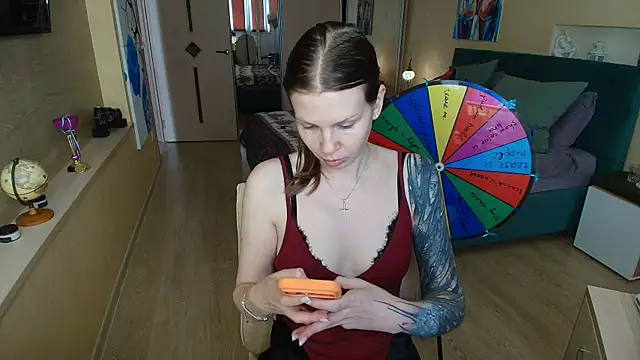 Snapshot of ReginaSparkle chatting on 19, 6, 2026 ReginaSparkle online show from 19, 6, 2026