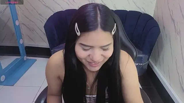 Paulette v online show from 4, 11, 2025