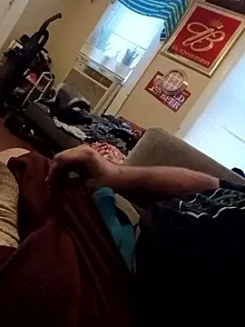 Snapshot of Rcraigue4 chatting on 30, 10, 2025 Rcraigue4 online show from 30, 10, 2025