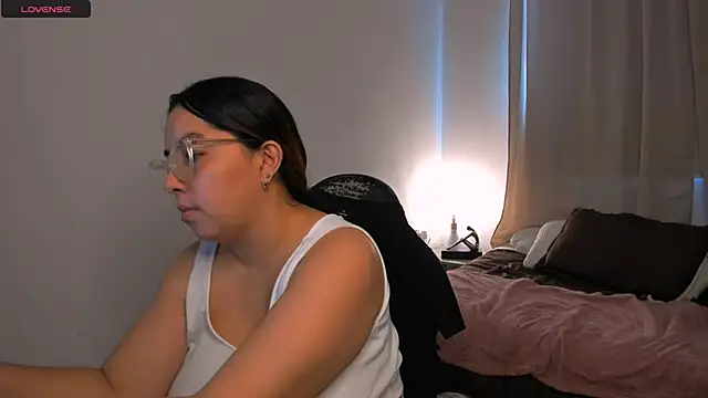 brithany olson25 online show from 15, 10, 2025