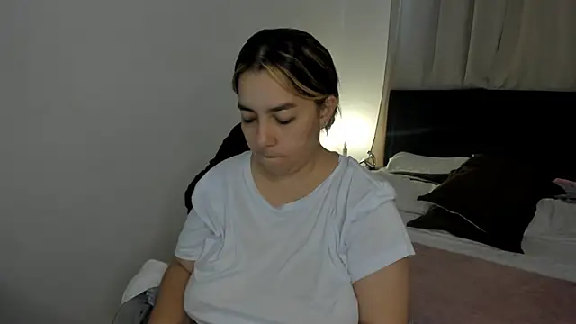 brithany olson25 online show from 15, 2, 2026