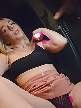 SweetyNinaOff1 online show from 16, 2, 2026