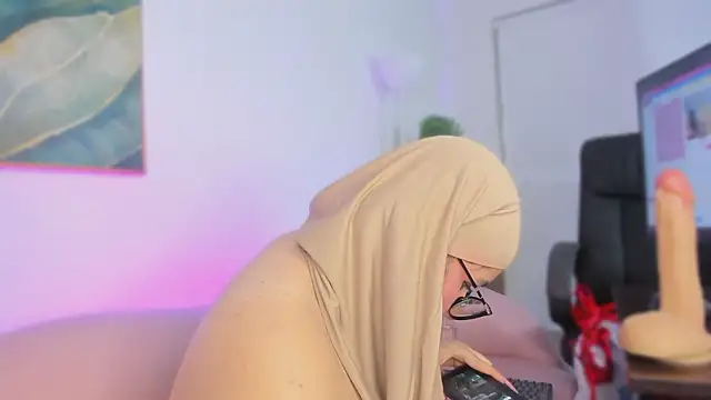 Snapshot of Ayha_khalaf chatting on 20, 2, 2026 Ayha khalaf online show from 20, 2, 2026