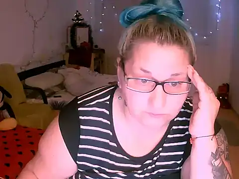 mayamayx online show from 19, 12, 2025