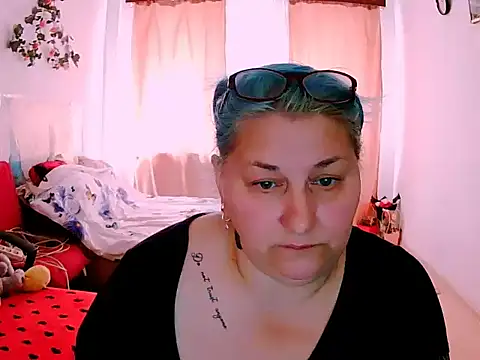 mayamayx online show from 16, 4, 2026