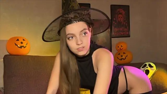 Snapshot of annylovely chatting on 30, 10, 2025 annylovely online show from 30, 10, 2025