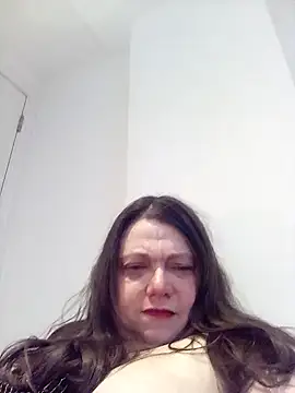 Snapshot of HotHornyEmmaX chatting on 14, 2, 2025 HotHornyEmmaX online show from 14, 2, 2025