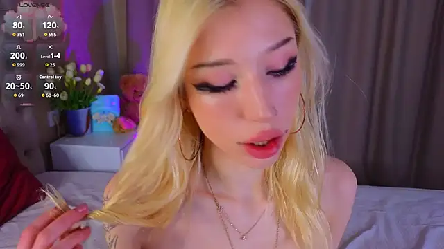 Snapshot of SallyCha chatting on 2, 4, 2026 SallyCha online show from 2, 4, 2026