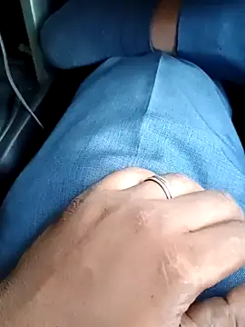 Snapshot of Raj41 chatting on 4, 10, 2025 Raj41 online show from 4, 10, 2025