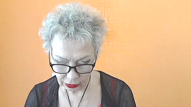 NessyJenixs online show from 2, 11, 2025