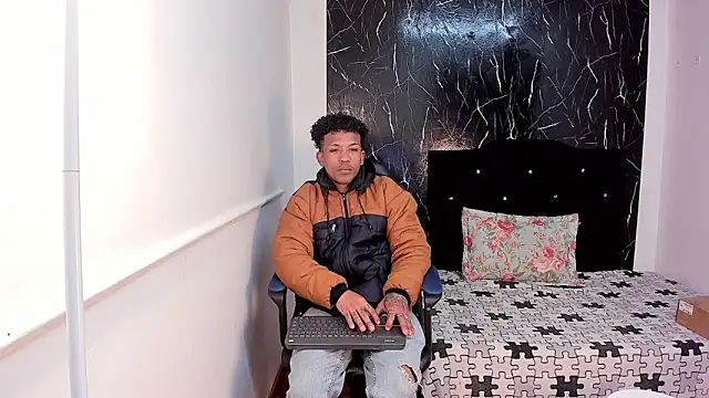 carlos alber12 online show from 4, 10, 2025