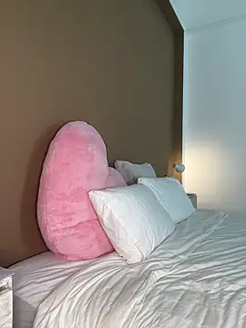 Snapshot of veronikawithDDDs chatting on 4, 3, 2025 veronikawithDDDs online show from 4, 3, 2025