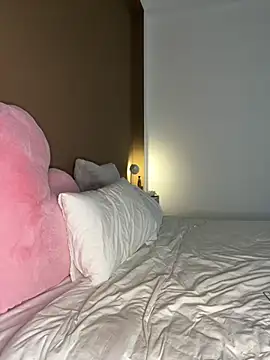 Snapshot of veronikawithDDDs chatting on 6, 3, 2025 veronikawithDDDs online show from 6, 3, 2025