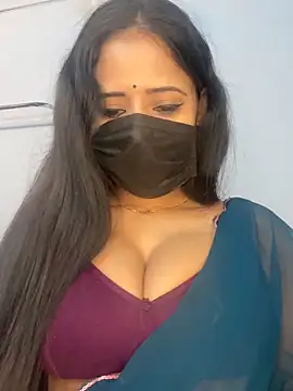 Snapshot of Hot_honey77 chatting on 13, 11, 2025 Hot honey77 online show from 13, 11, 2025