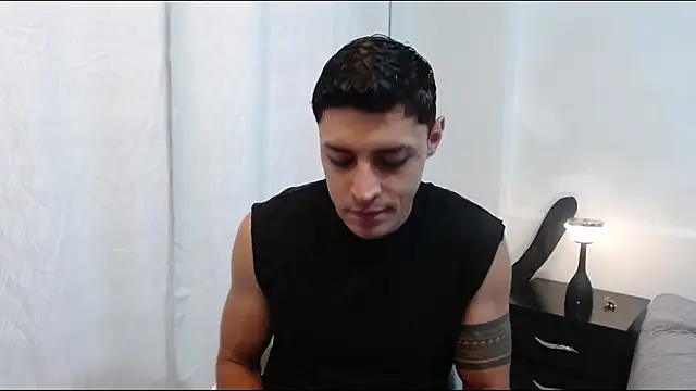 Snapshot of Frank_Millers chatting on 23, 4, 2026 Frank Millers online show from 23, 4, 2026