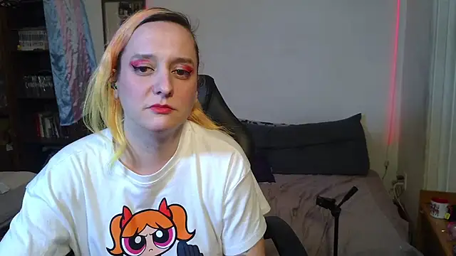 Evelan420 online show from 28, 10, 2025