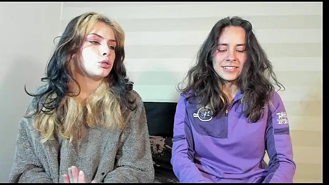 Snapshot of onix_bl4ck chatting on 29, 11, 2025 onix bl4ck online show from 29, 11, 2025